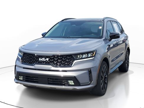 Used 2023 Kia Sorento SX FWD image 3