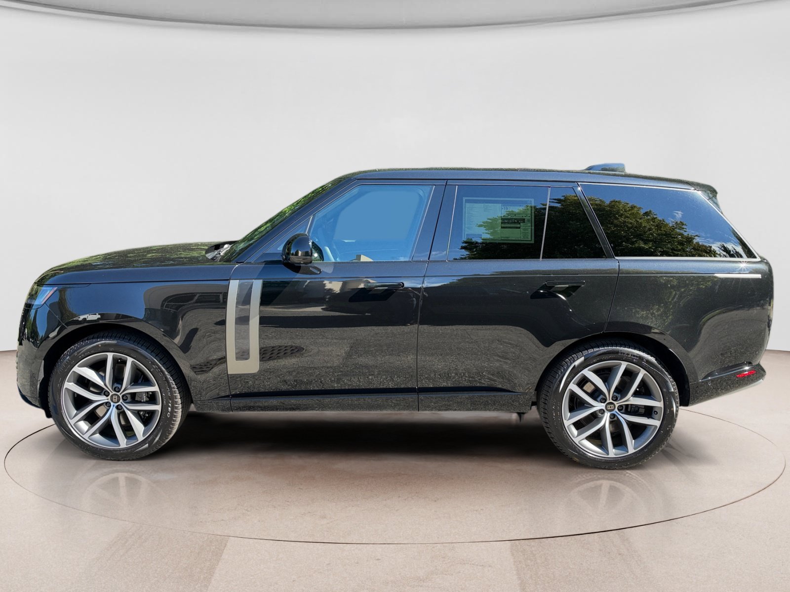 New 2027 Land Rover Range Rover SE AWD/4WD image 2