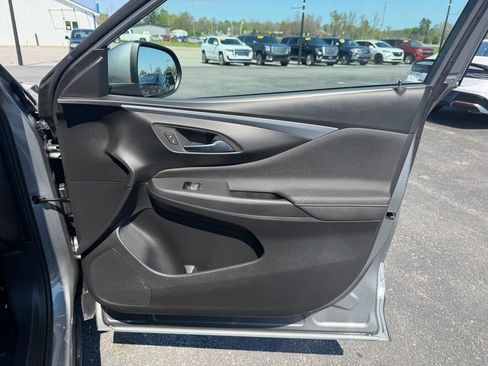 Used 2025 Buick Envista Preferred w/ Convenience I Package image 20