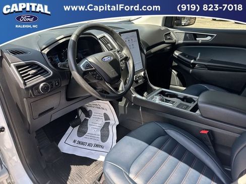 Certified 2023 Ford Edge SEL w/ Sport Appearance Package image 18
