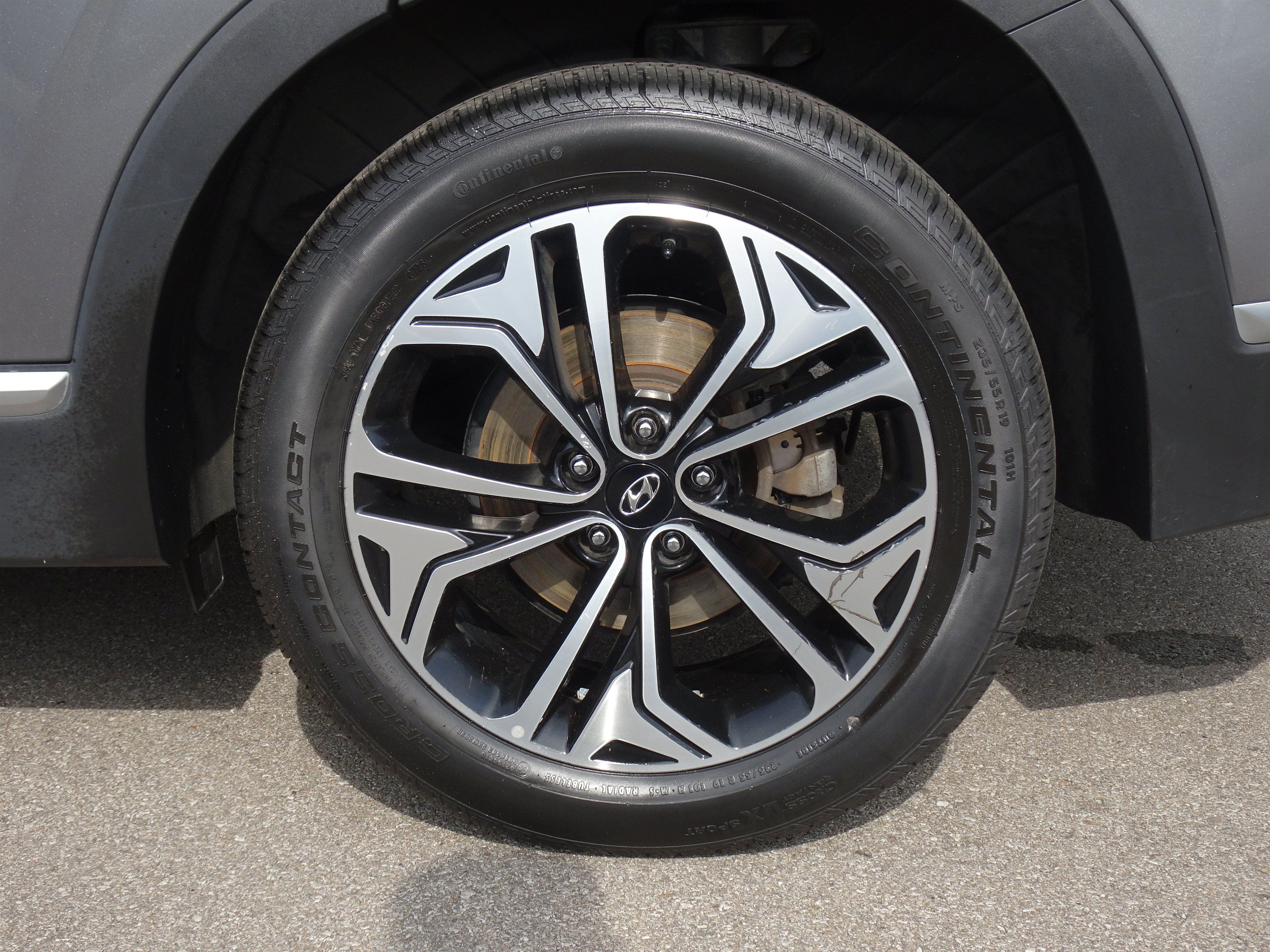 Used 2019 Hyundai Santa Fe AWD image 34