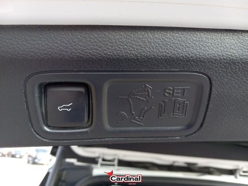 Used 2020 Ford Expedition XLT w/ Equipment Group 202A image 10