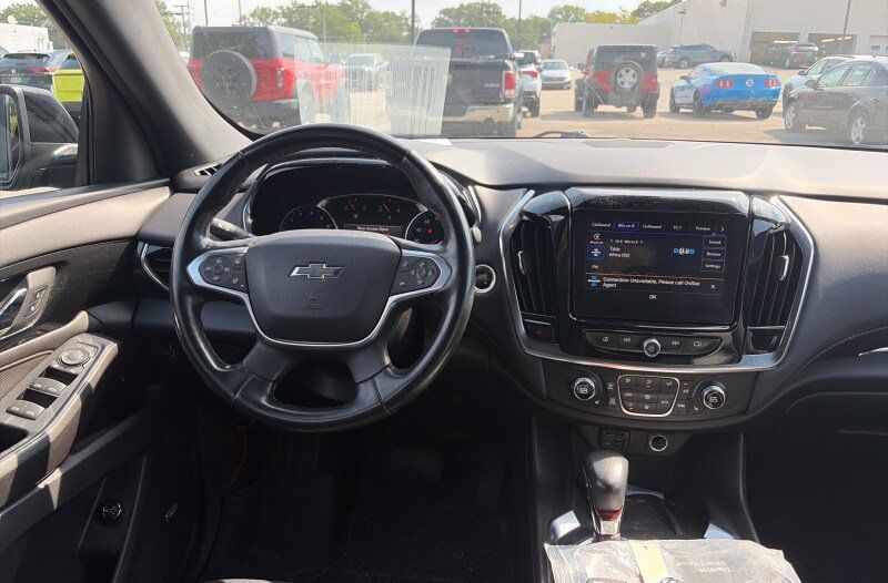 Used 2023 Chevrolet Traverse RS w/ LPO, Floor Liner Package AWD/4WD image 5