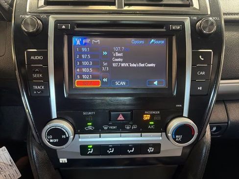 Used 2013 Toyota Camry SE image 20