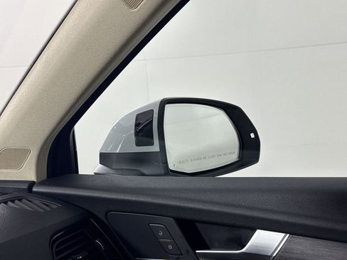 Used 2023 Audi Q5 2.0T Premium Plus w/ Premium Plus Package image 11