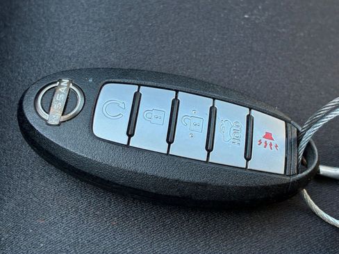 Used 2025 Nissan Altima 2.5 SV image 24