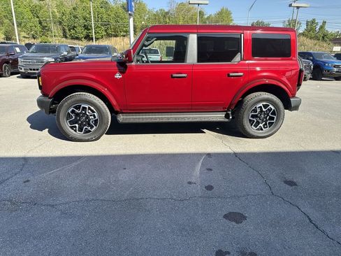 New 2026 Ford Bronco Outer Banks AWD/4WD image 3