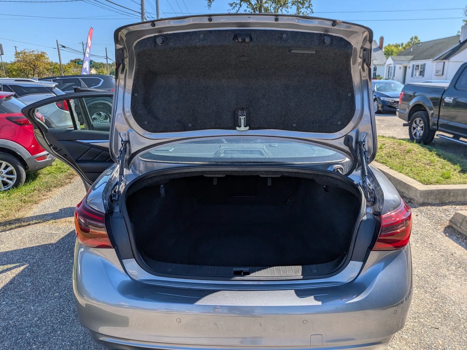 Used 2019 INFINITI Q50 Sport w/ Cargo Package (L96) AWD/4WD image 32
