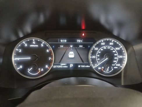 Used 2024 Mitsubishi Outlander SE Black Edition FWD image 19