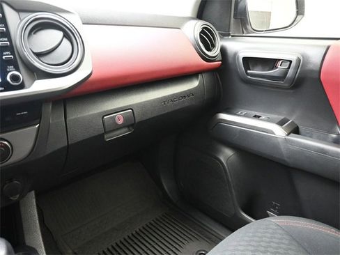 Used 2023 Toyota Tacoma SR5 image 33