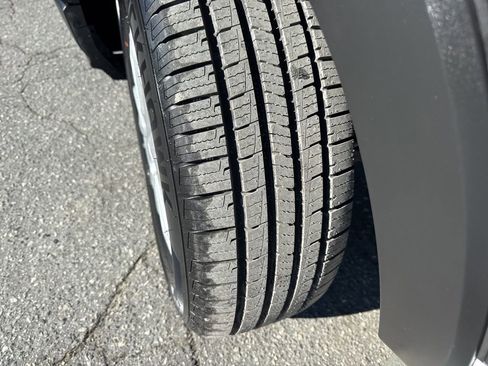 Used 2022 Ford Transit 250 Low Roof w/ Exterior Upgrade Package image 24