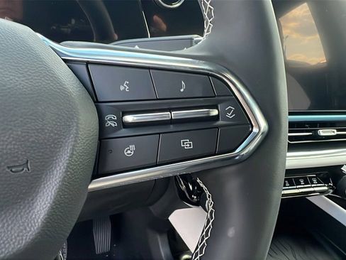 New 2026 Chevrolet Equinox EV LT image 21