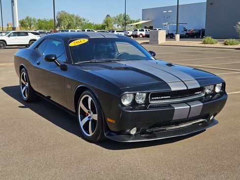 Used 2013 Dodge Challenger SRT8 w/ Harman Kardon Audio Group RWD image 7