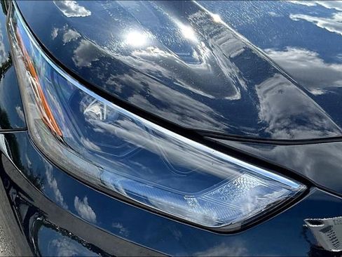 Used 2024 Toyota Highlander LE image 30