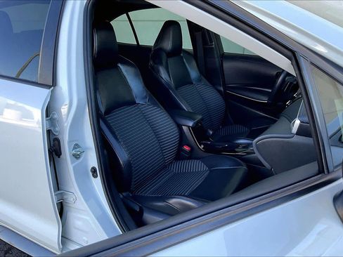 Used 2021 Toyota Corolla XSE image 8