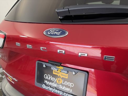Used 2022 Ford Escape Titanium w/ Titanium Elite Package AWD/4WD image 17