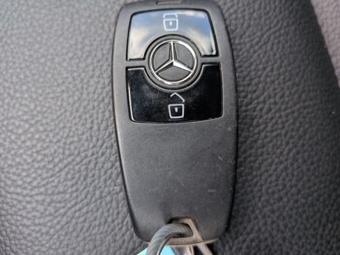 Used 2025 Mercedes-Benz Sprinter 2500 image 27