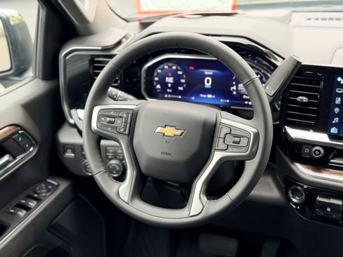 New 2026 Chevrolet Silverado 1500 LT image 15