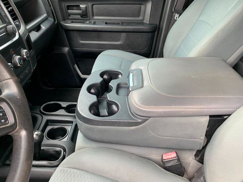 Used 2015 RAM 2500 Tradesman w/ Chrome Appearance Group AWD/4WD image 12