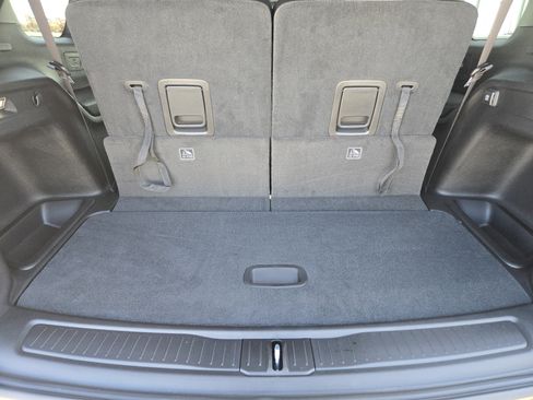 New 2025 Jeep Grand Cherokee L Limited w/ Black Appearance Package image 23