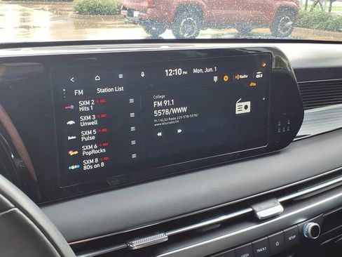 Used 2025 Hyundai Palisade Calligraphy AWD/4WD image 34
