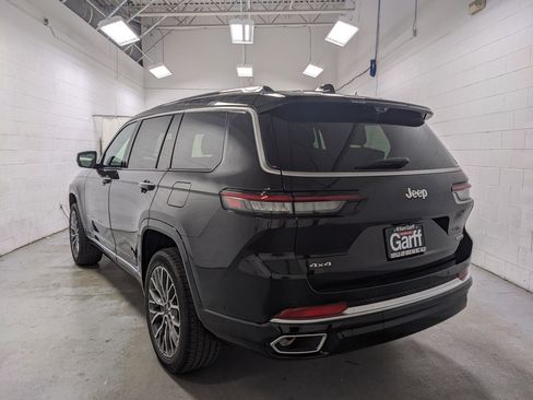New 2025 Jeep Grand Cherokee L Summit w/ Advanced Protech Group IV image 7