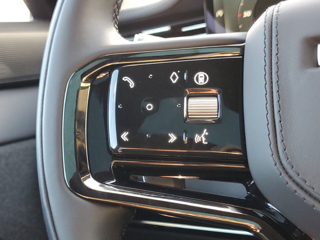 New 2026 Land Rover Range Rover Sport Dynamic SE AWD/4WD image 16