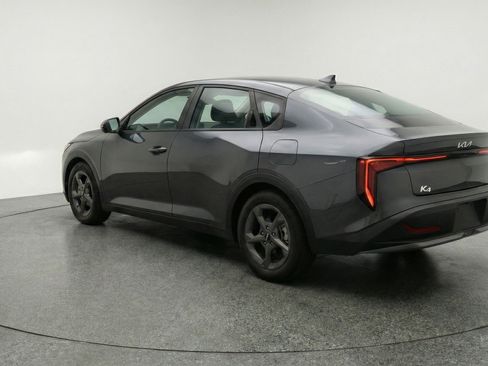 Used 2025 Kia K4 FWD image 6