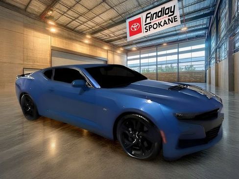 Used 2019 Chevrolet Camaro SS RWD image 2
