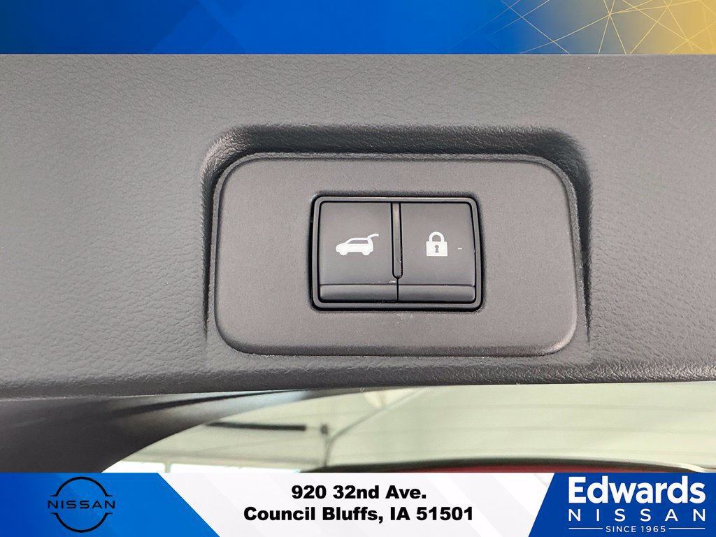 Used 2025 Nissan Rogue Platinum w/ Tech Package AWD/4WD image 10