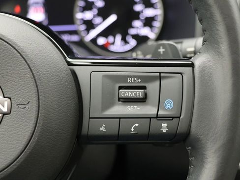 Used 2023 Nissan Rogue SL w/ SL Premium Package image 21