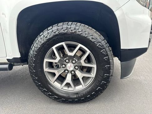 Used 2021 GMC Canyon AT4 w/ Driver Alert Package AWD/4WD image 23
