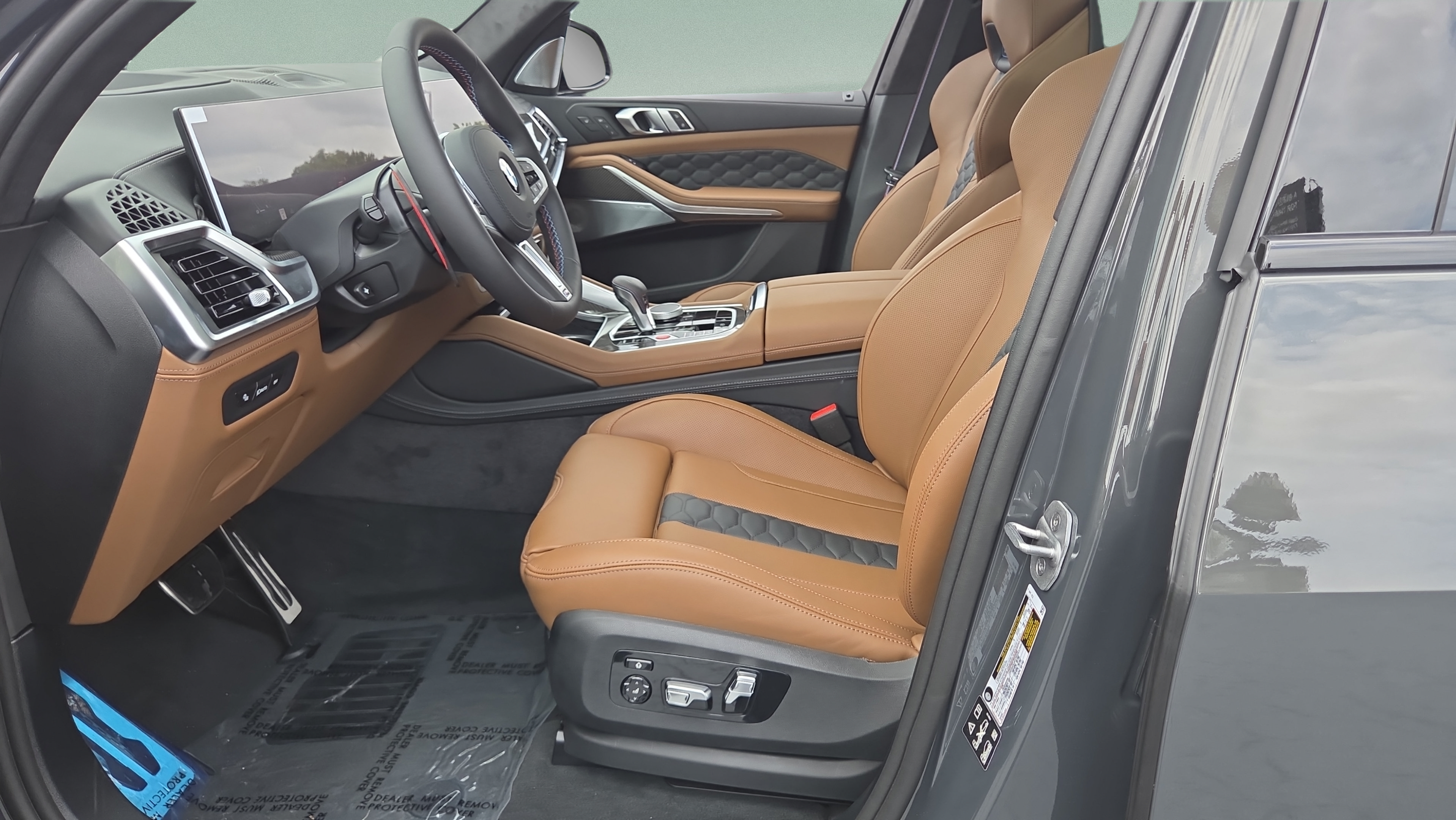 New 2026 BMW X5 M Competition w/ Executive Package AWD/4WD image 9