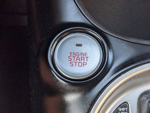 Certified 2017 Kia Soul + w/ UVO Package image 23