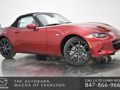 Used 2024 MAZDA MX-5 Miata Grand Touring image 3