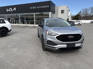 Used 2022 Ford Edge SE w/ Black Appearance Package video 1