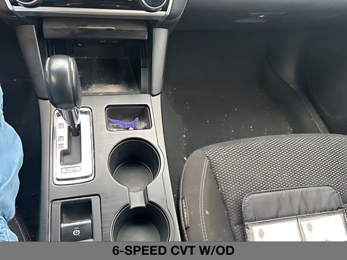 Used 2018 Subaru Outback 2.5i Premium image 24