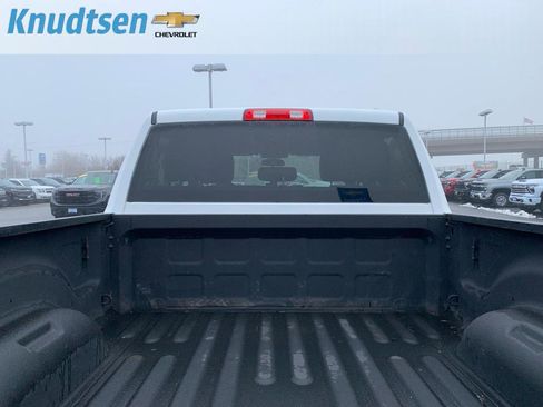 Used 2019 RAM 2500 Tradesman w/ Chrome Appearance Group image 17