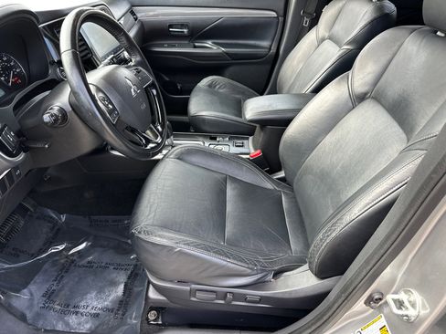Used 2020 Mitsubishi Outlander SEL image 9