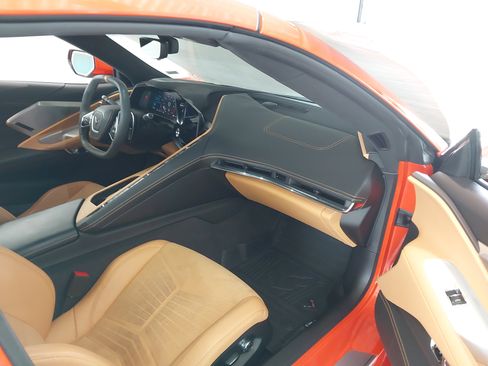 Used 2020 Chevrolet Corvette Stingray Premium Cpe w/ 3LT Preferred Equipment Group image 28