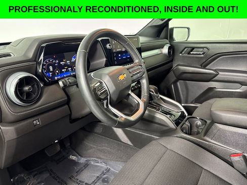 Used 2024 Chevrolet Colorado LT w/ LT Convenience Package image 7