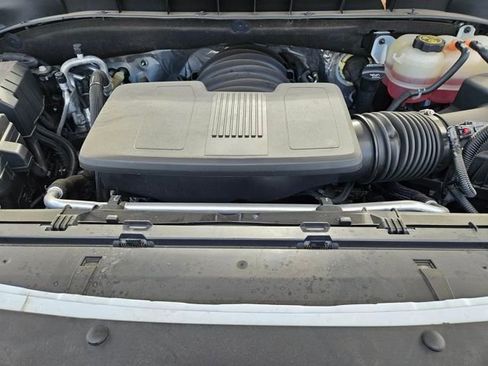 Used 2022 Chevrolet Tahoe RST w/ Luxury Package image 22