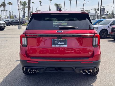 New 2026 Ford Explorer ST w/ Sun And Sound Package image 11