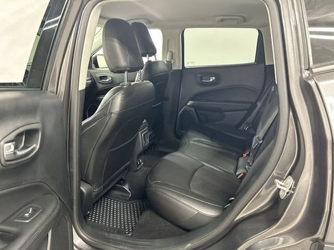 Used 2019 Jeep Compass Latitude AWD/4WD image 19