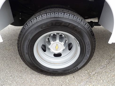 Used 2024 Chevrolet Silverado 3500 W/T w/ WT Convenience Package image 66