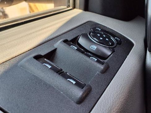 Used 2018 Ford F150 XLT AWD/4WD image 16