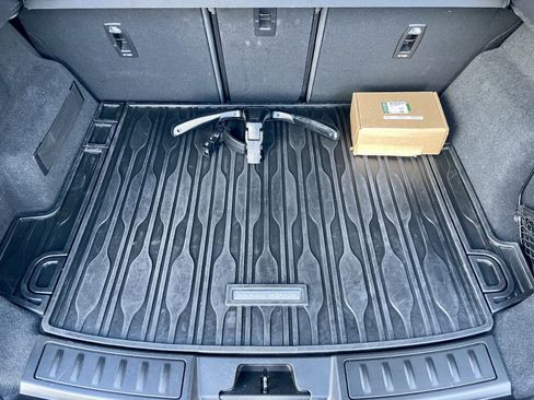 Certified 2024 Land Rover Range Rover Evoque S image 34