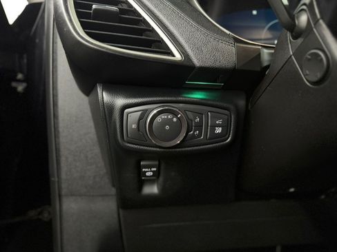 Used 2019 Lincoln Nautilus Reserve AWD/4WD image 26