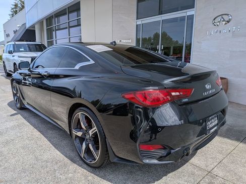 Used 2022 INFINITI Q60 Red Sport 400 w/ Cargo Package AWD/4WD image 4