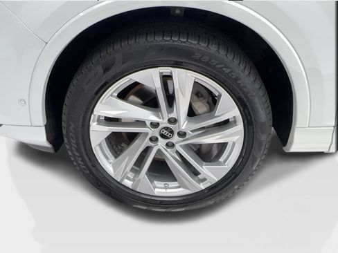 Used 2023 Audi Q7 2.0T Premium w/ Convenience Package AWD/4WD image 13